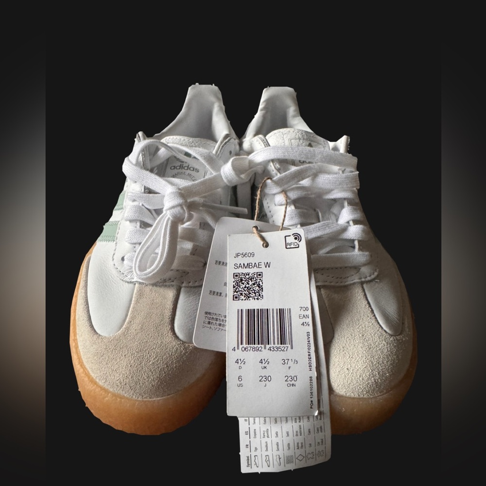 Adidas Samba sneakers - brand new w/tags - Picture 3 of 7